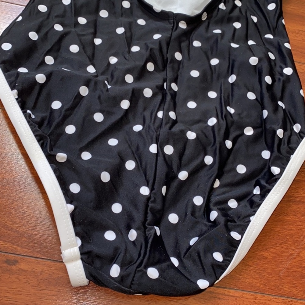 *SOLD* Baiting Suit👙 - Picture 5 of 6